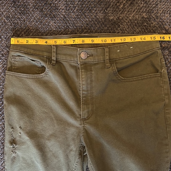 Women’s Army Green Jeans | Express | Size 10 - Picture 6 of 11
